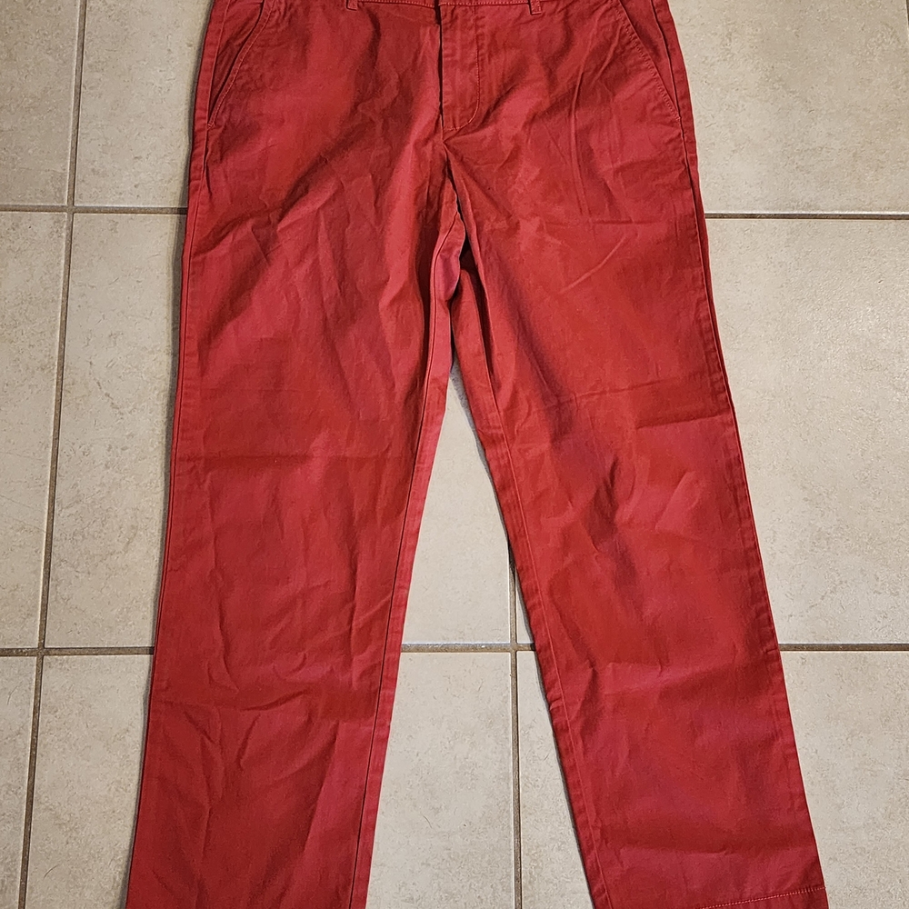 Tommy Hilfiger Men's Chinos / Pants in Red Size 36x30 Great Condition!